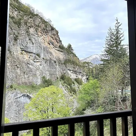 Casasarrios 2hab Vistas Appartement Escarrilla